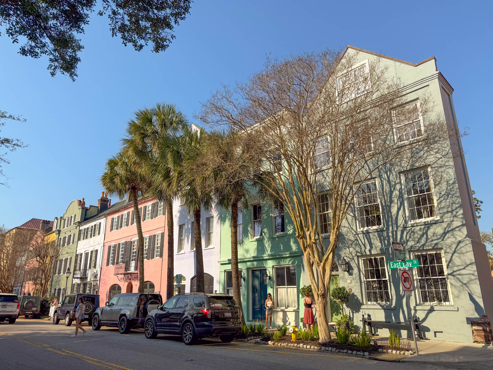 The row of pastel painted houses in Charleston.