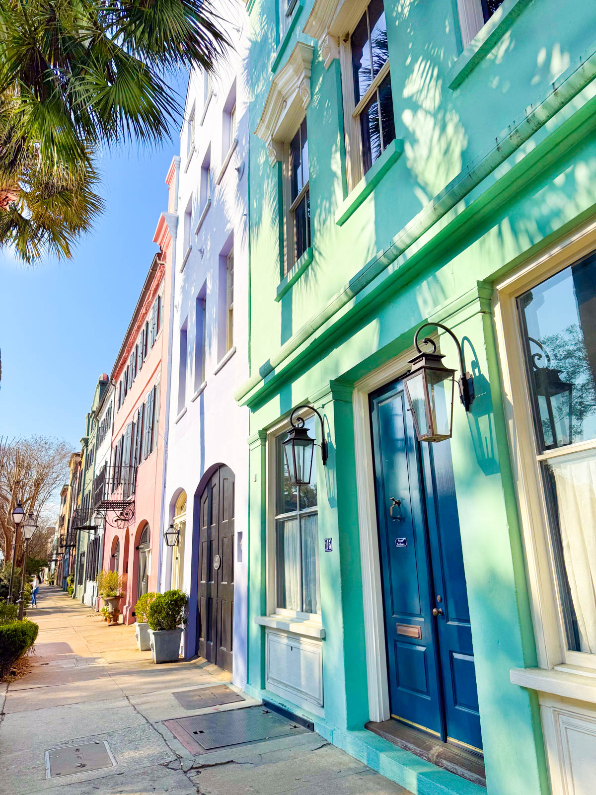 A closer up view of the painted homes in Charleston.